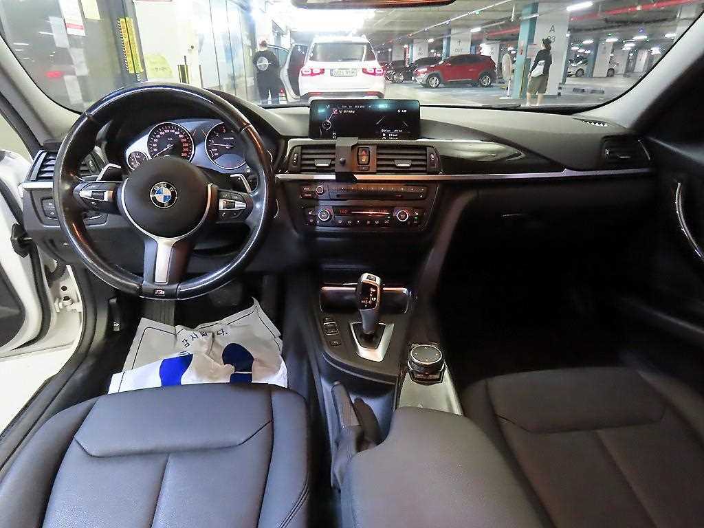BMW 3 series - Vista 12