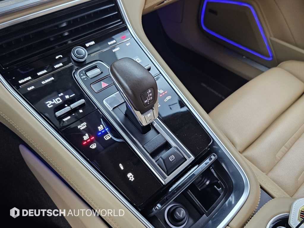 Porsche Panamera - Vista 11
