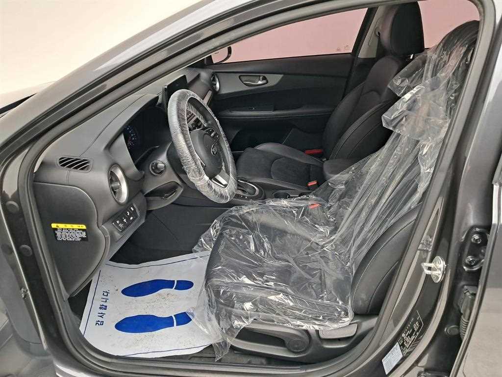 KIA K3 2019 Gris - Importación desde Corea - HF Imports Iquique - Foto 13