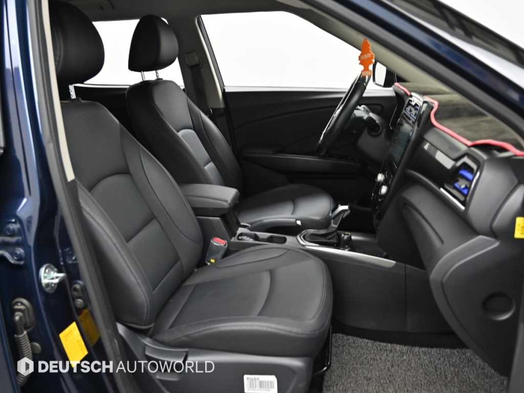 Ssangyong Tivoli - Vista 12