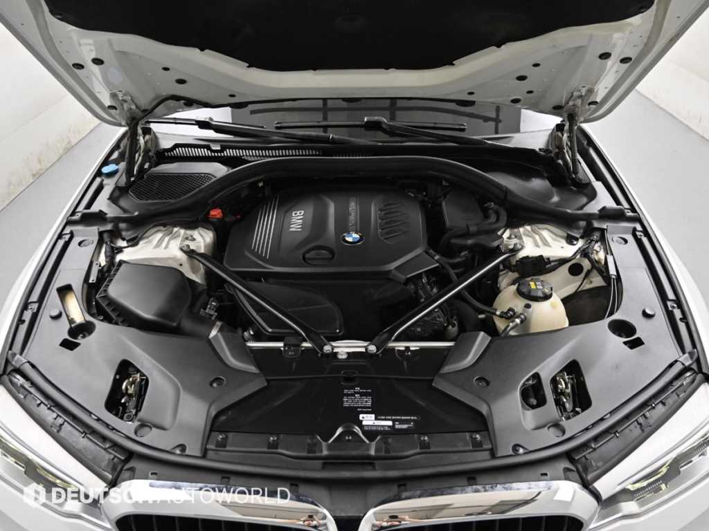 BMW 5 Series - Vista 8