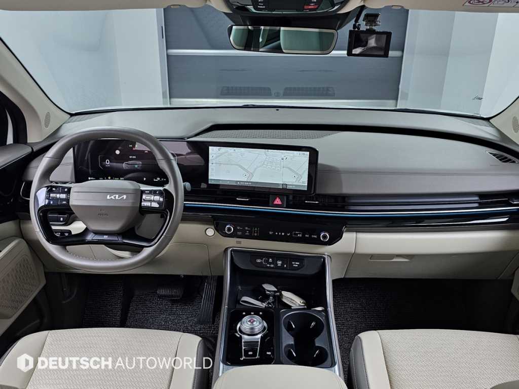 KIA Carnival - Vista 9