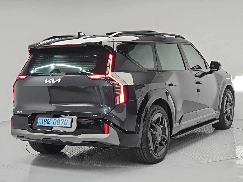 KIA EV9 - Vista 6