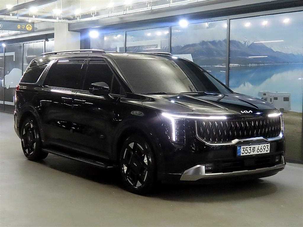 KIA Carnival 2025 Negro - Importación desde Corea - HF Imports Iquique - Foto 1