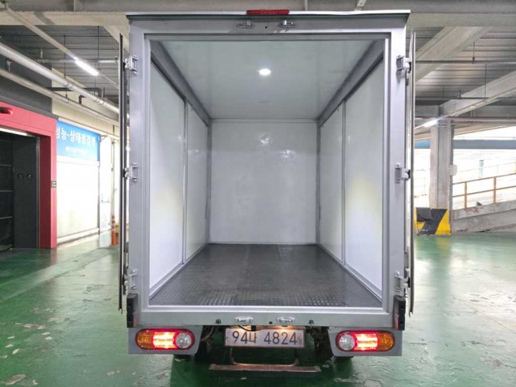 Small Truck Normal Box(High Deck) 2023 Blanco - Importación desde Corea - HF Imports Iquique - Foto 20