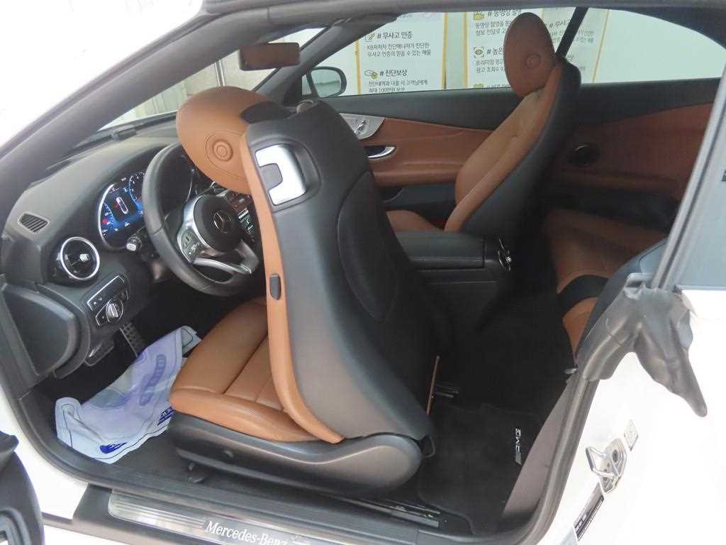 Mercedes Benz C Class - Vista 10
