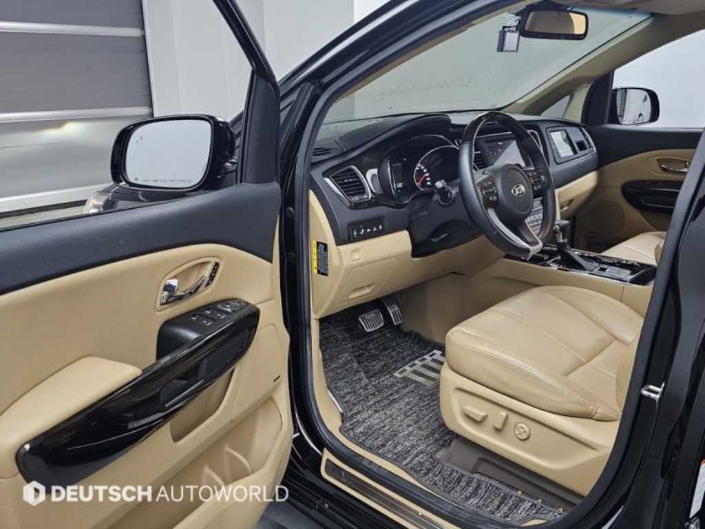 KIA Carnival 2018 Negro - Importación desde Corea - HF Imports Iquique - Foto 14