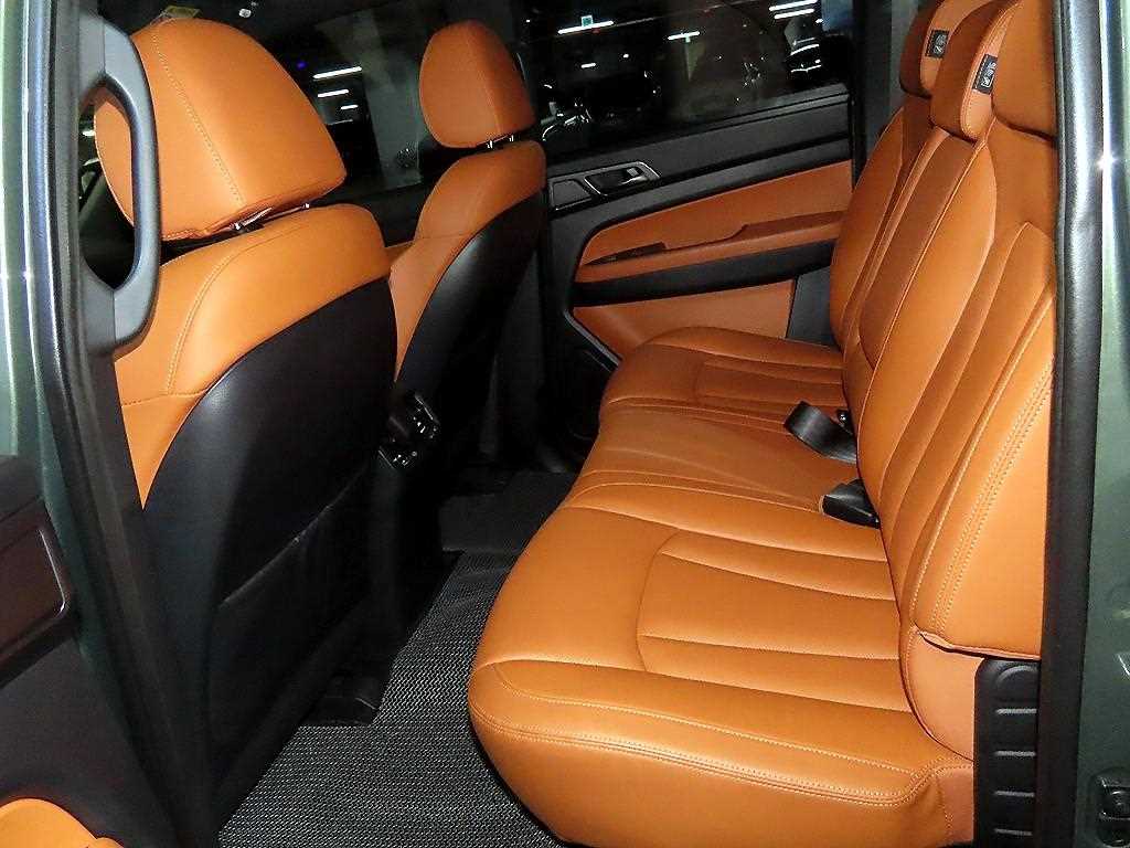 Ssangyong Rexton - Vista 10