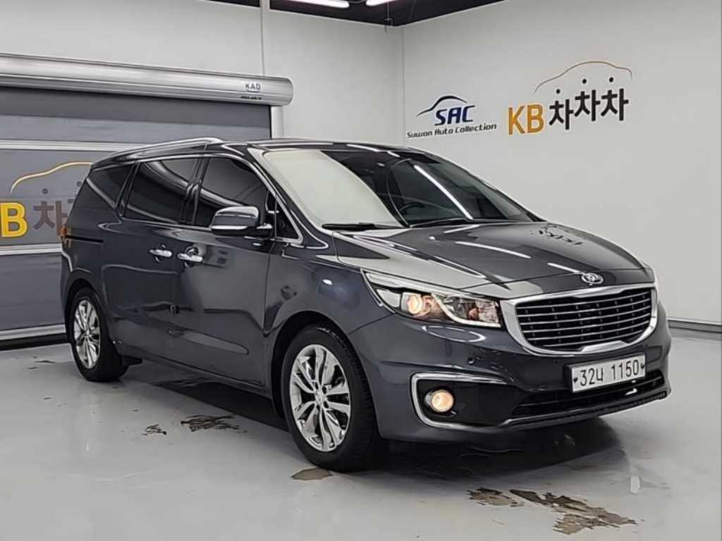 KIA Carnival - Vista 6
