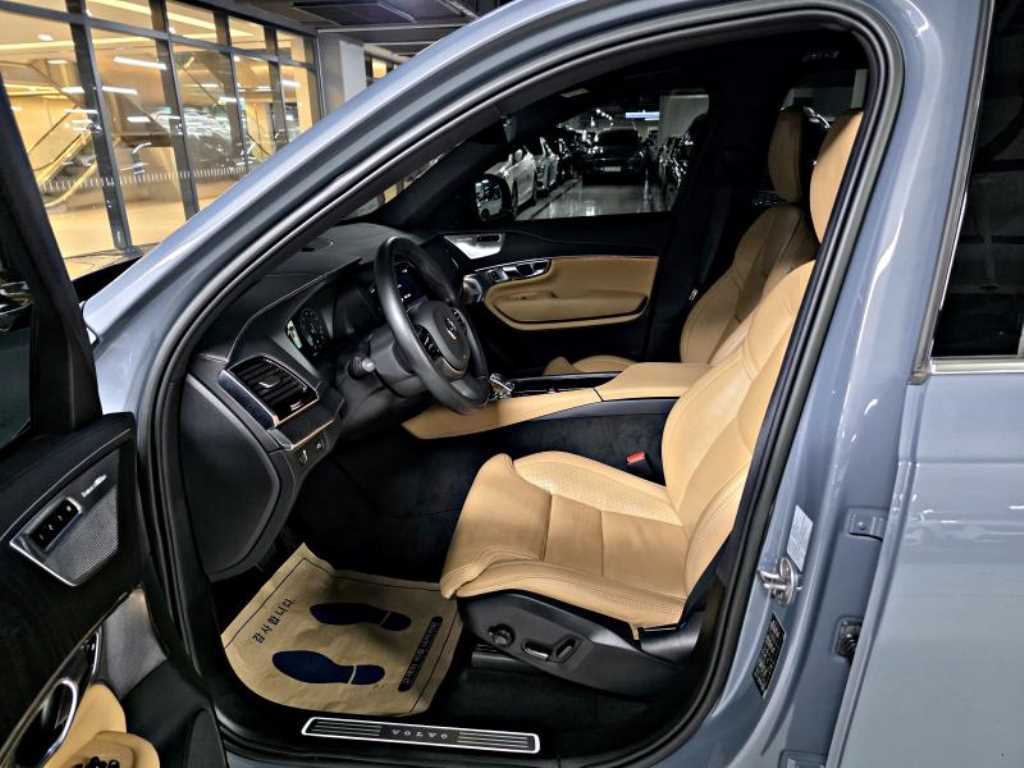 Volvo XC90 - Vista 9