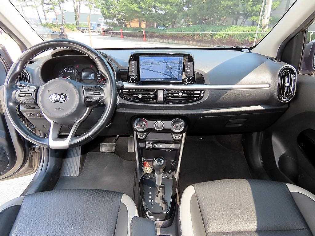 KIA Morning - Vista 9
