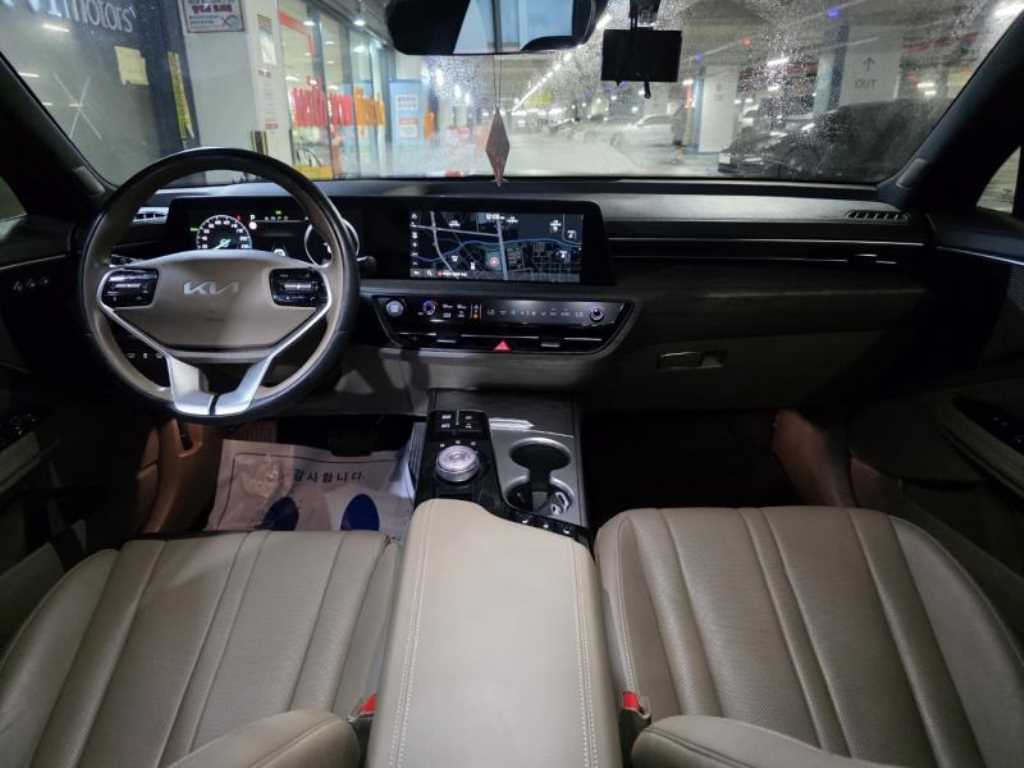KIA K8 - Vista 12