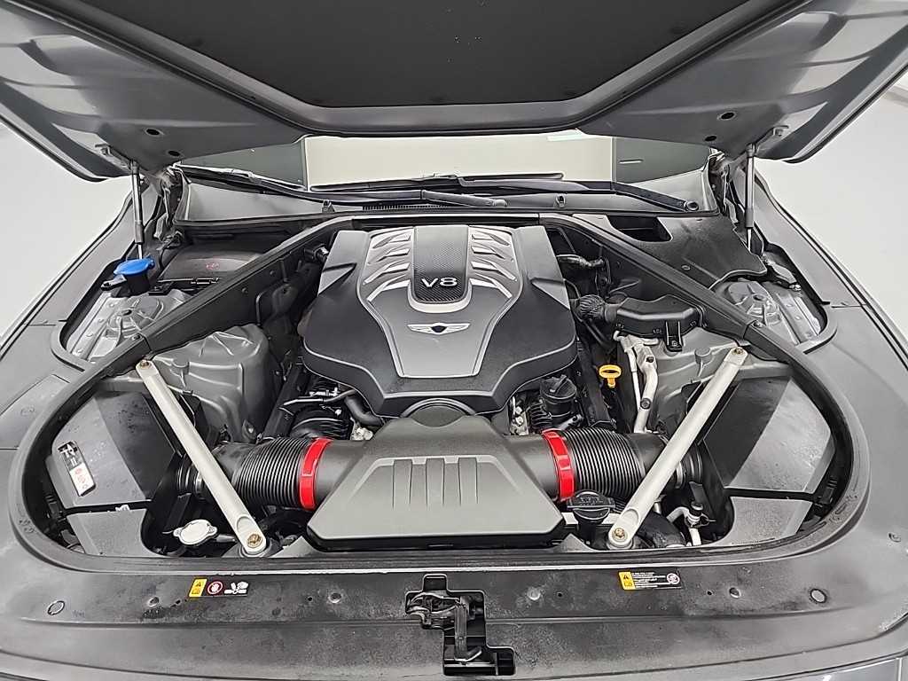 Genesis G90 - Vista 7