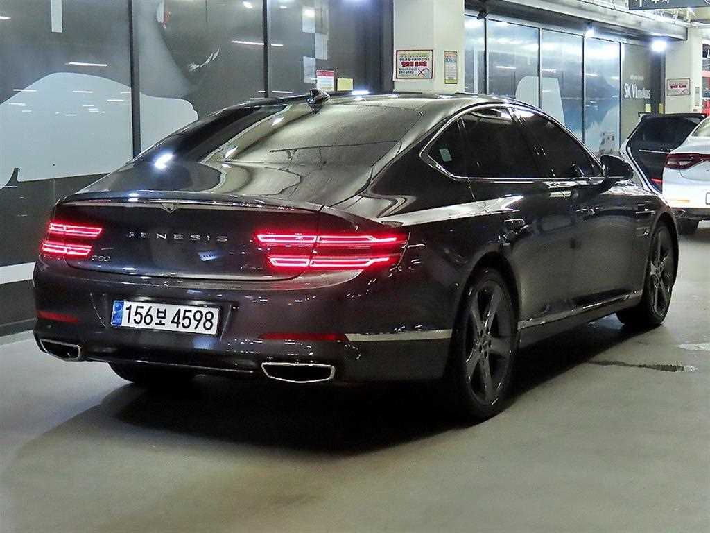 Genesis G80 - Vista 6