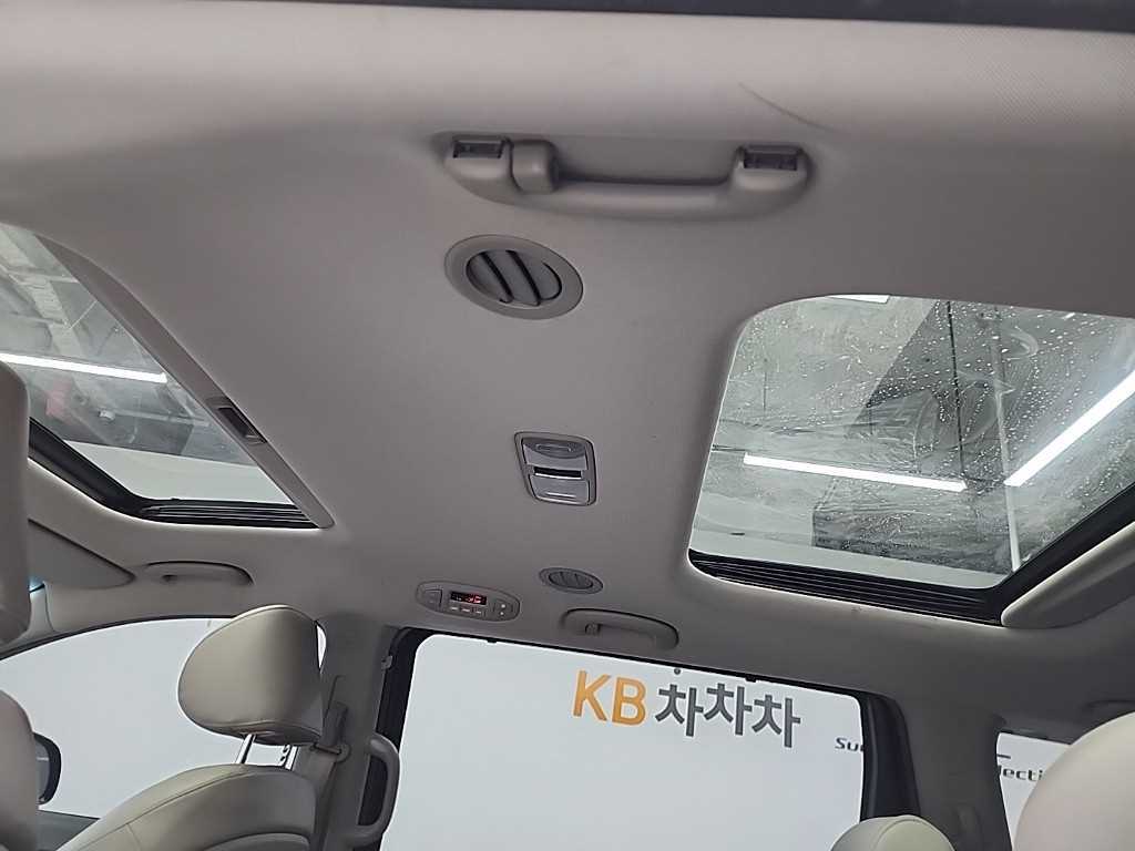KIA Carnival 2017 Gris - Importación desde Corea - HF Imports Iquique - Foto 16