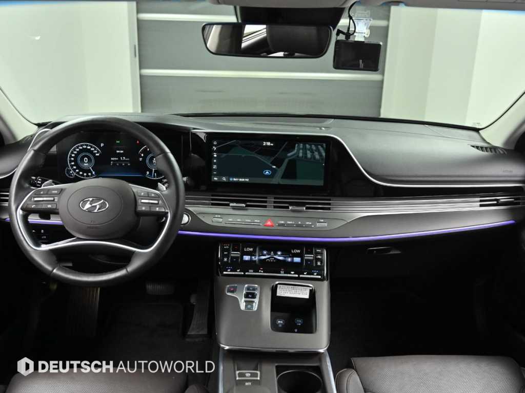 HYUNDAI Grandeur - Vista 9