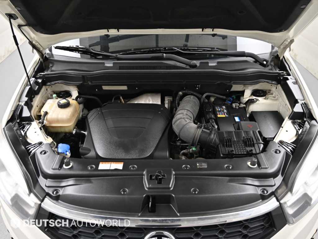 Ssangyong Korando - Vista 9