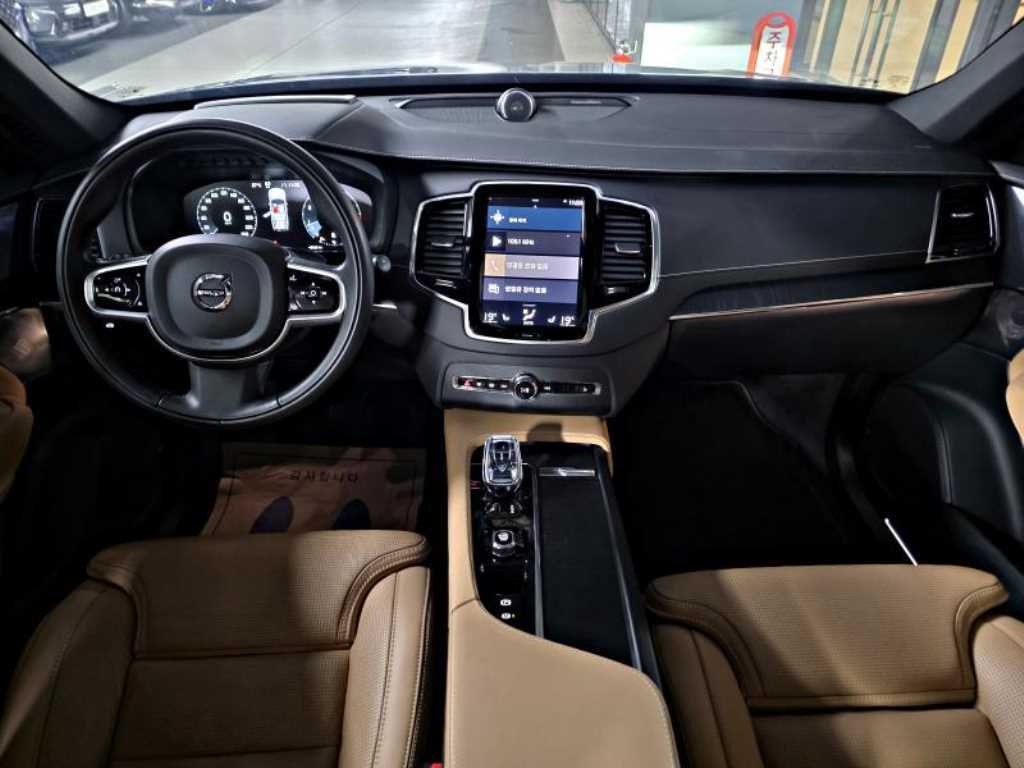 Volvo XC90 - Vista 11