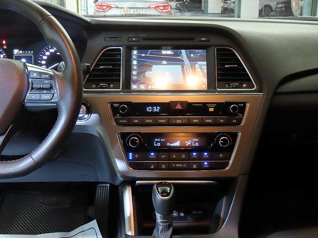 HYUNDAI Sonata 2016 Plateado - Importación desde Corea - HF Imports Iquique - Foto 13