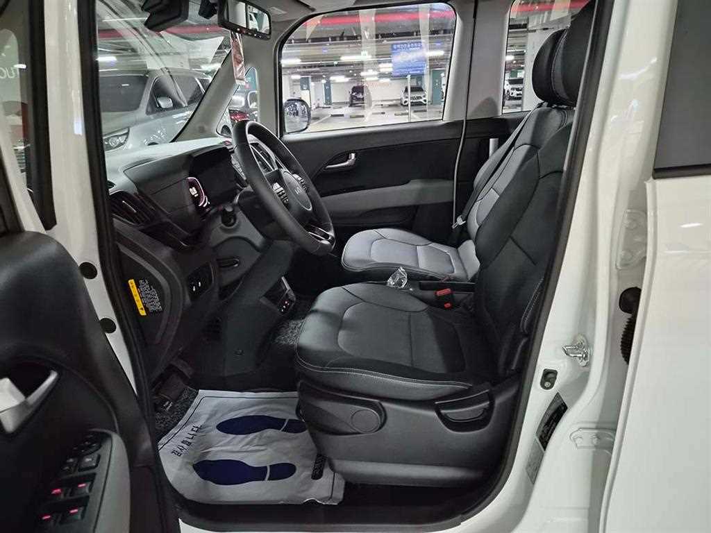 KIA Ray - Vista 8