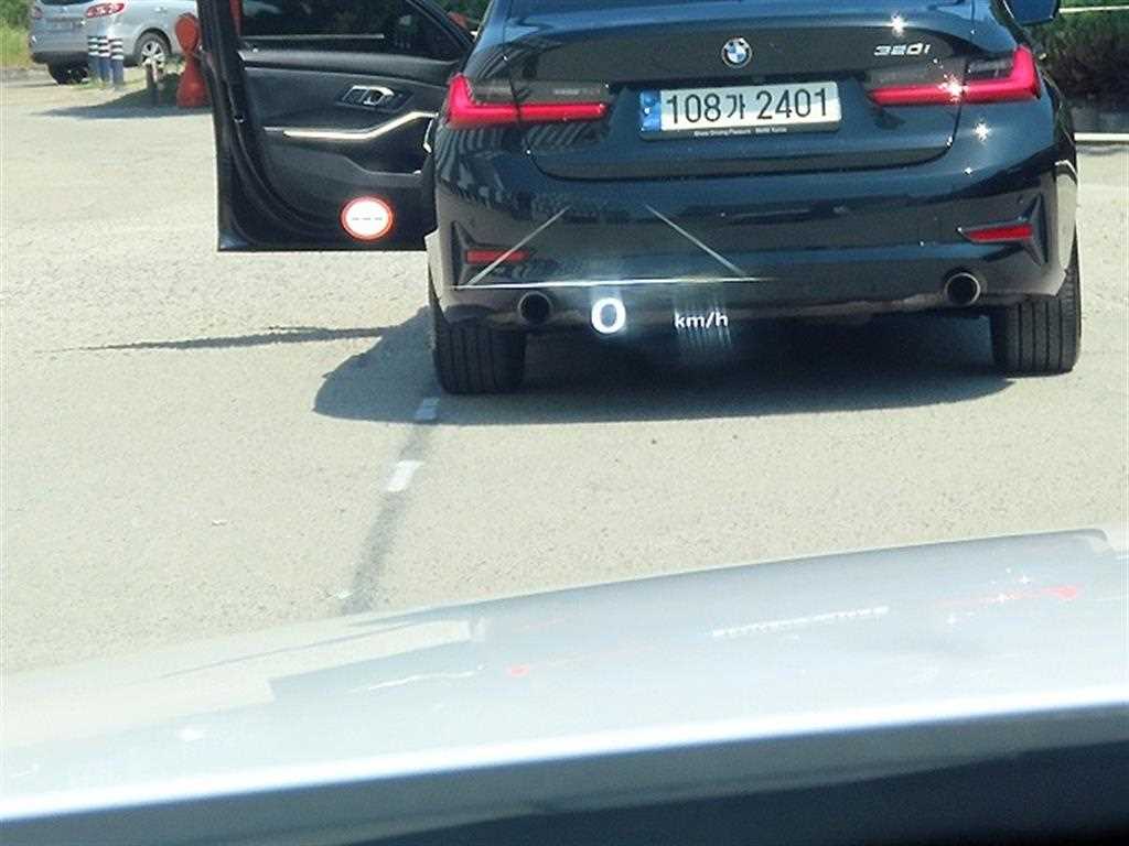 Genesis G80 - Vista 12