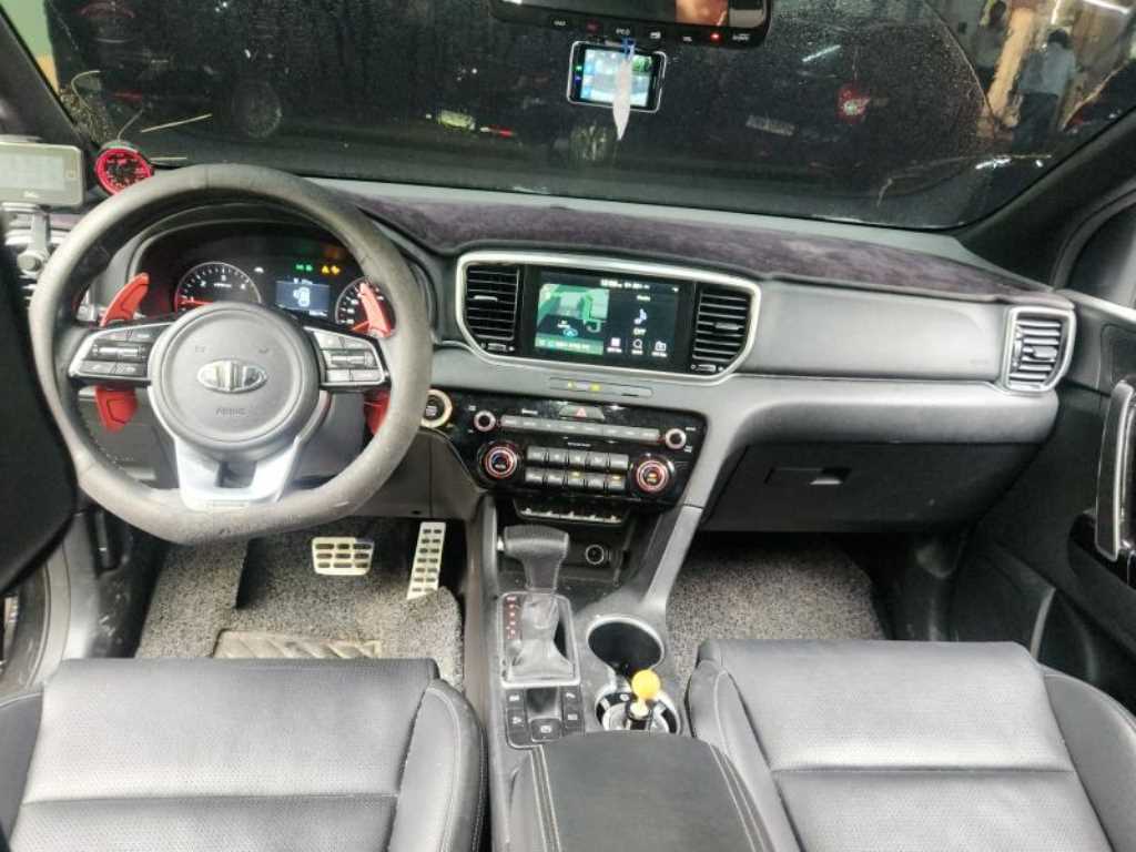 KIA Sportage - Vista 5