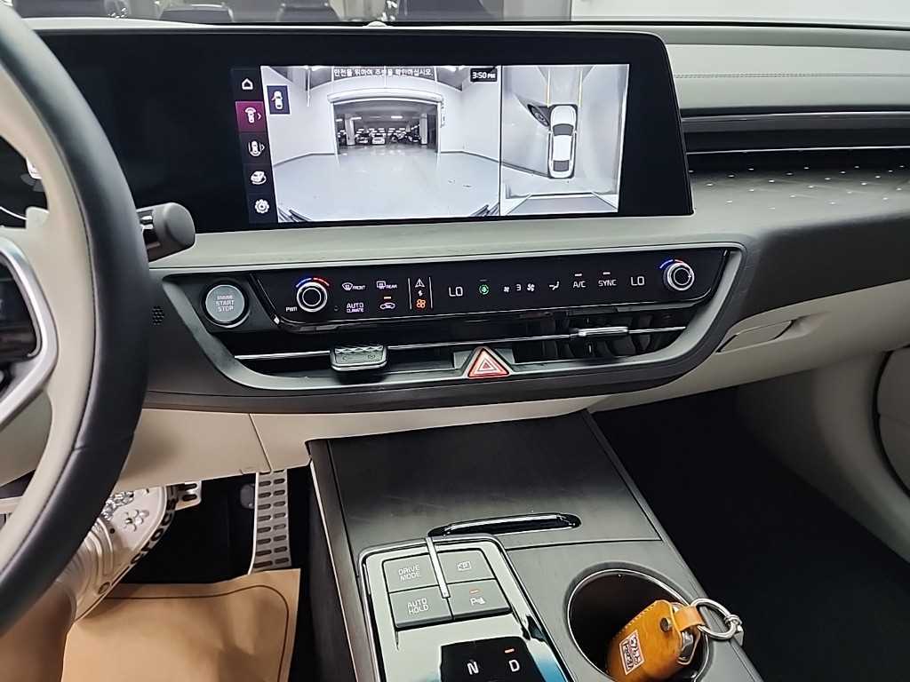 KIA K8 - Vista 12