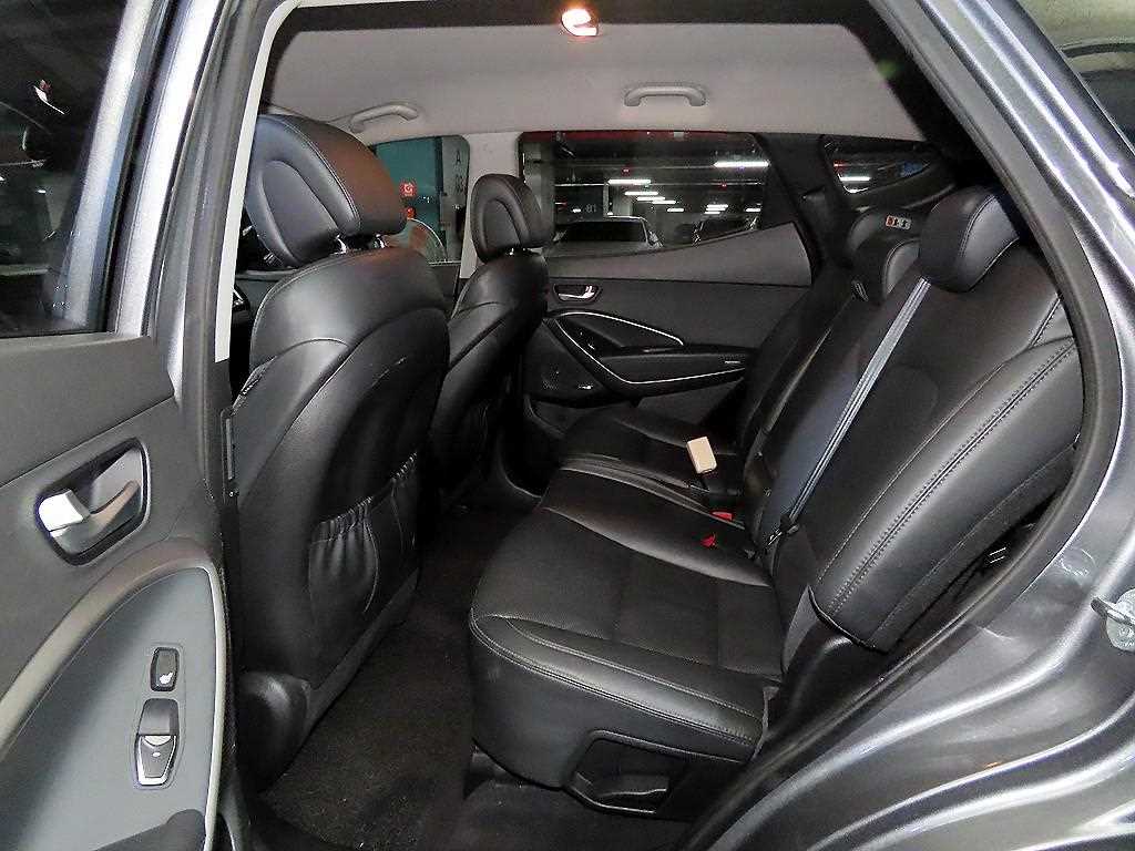 HYUNDAI Santa Fe - Vista 9