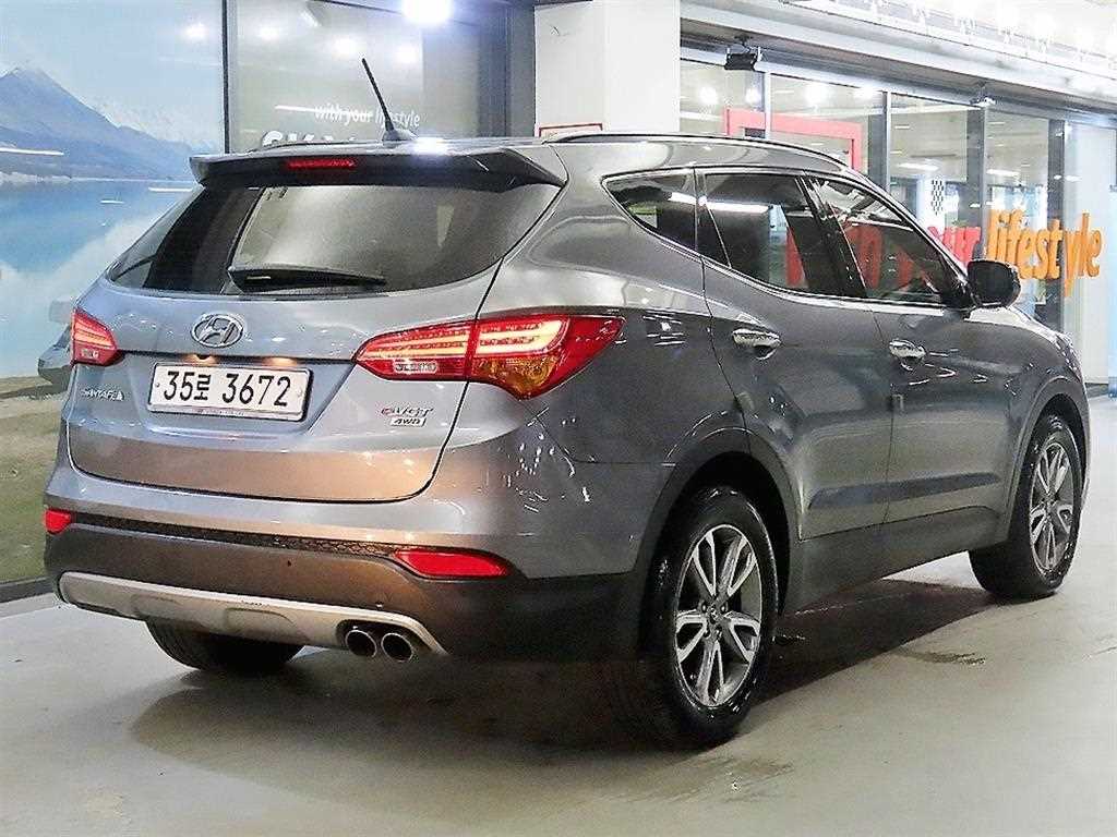 HYUNDAI Santa Fe - Vista 6