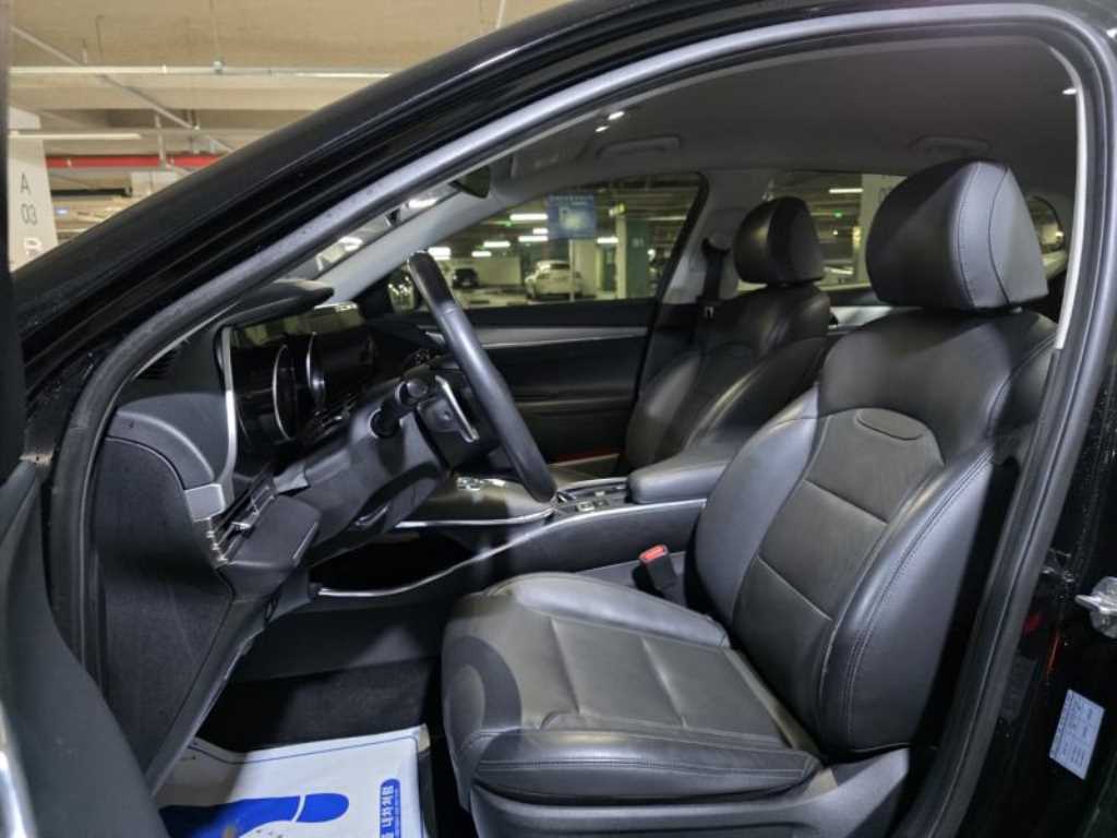 HYUNDAI Grandeur - Vista 10