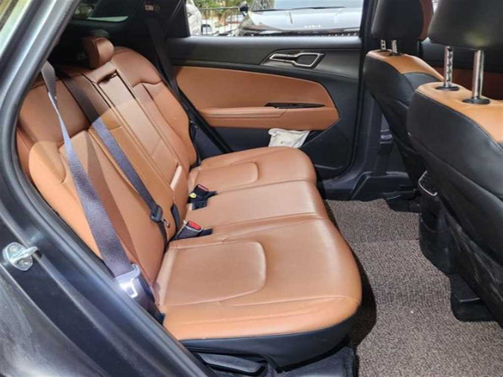 KIA Sportage - Vista 6