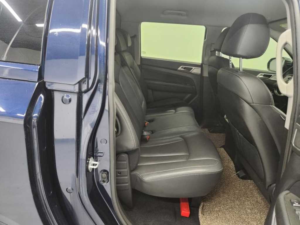 Ssangyong Rexton - Vista 11