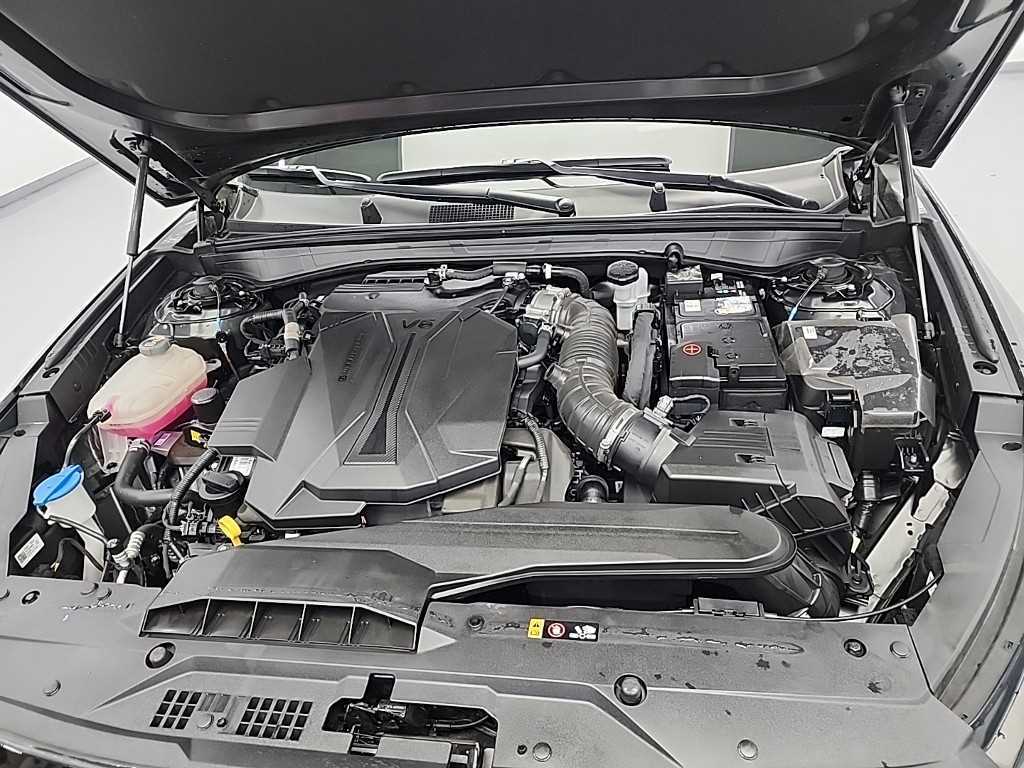 KIA K8 - Vista 7