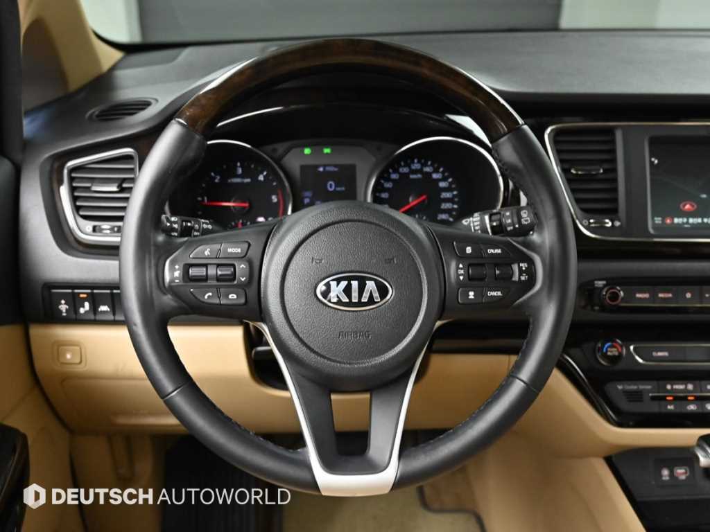 KIA Carnival 2019 Blanco - Importación desde Corea - HF Imports Iquique - Foto 15