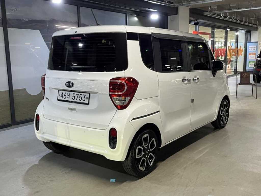 KIA Ray - Vista 6