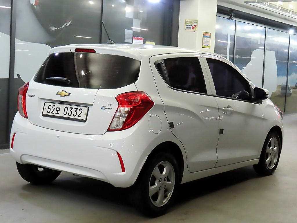 Chevrolet Spark - Vista 6