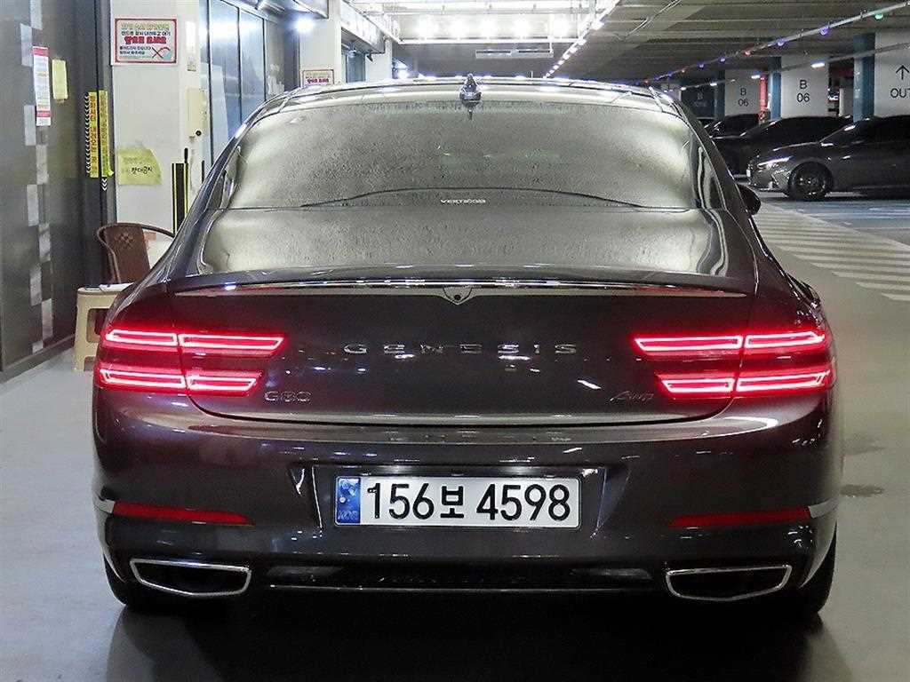 Genesis G80 - Vista 7