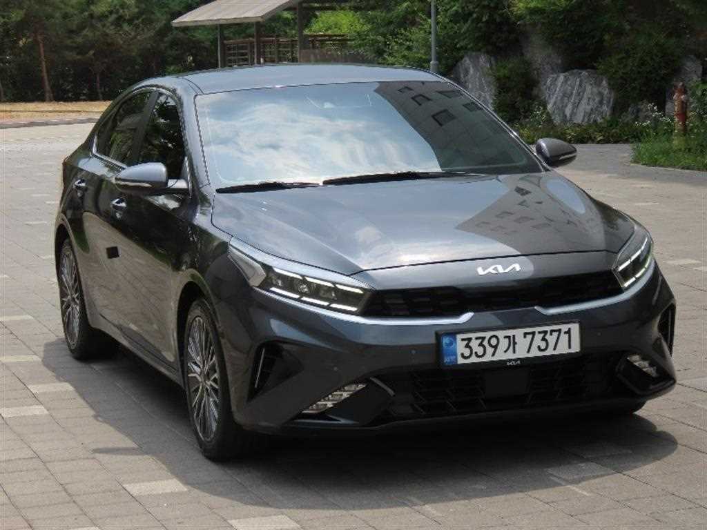 KIA K3 - Vista 2
