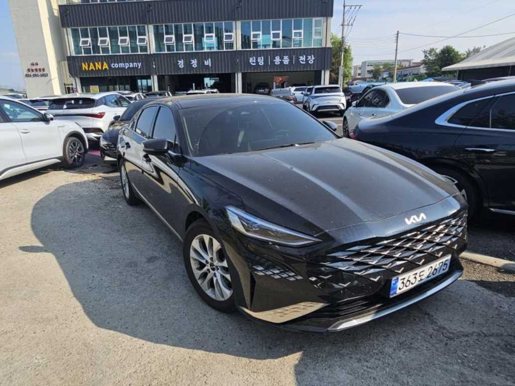 KIA K8 - Vista 3