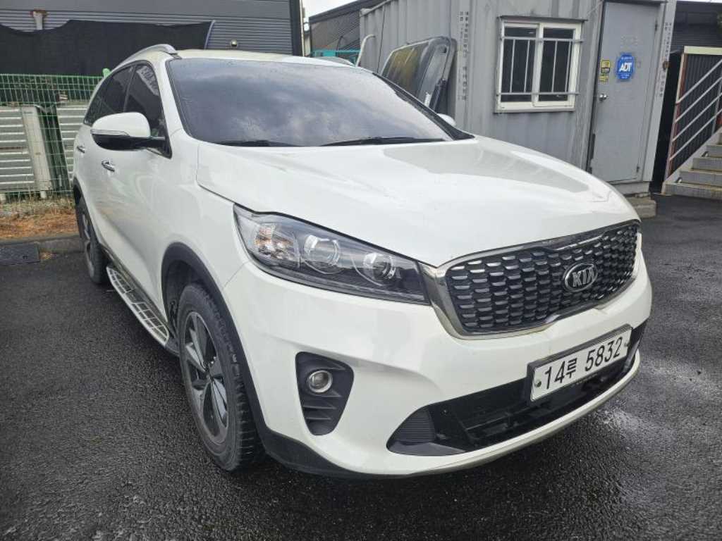 KIA Sorento 2018 Blanco - Importación desde Corea - HF Imports Iquique - Foto 1
