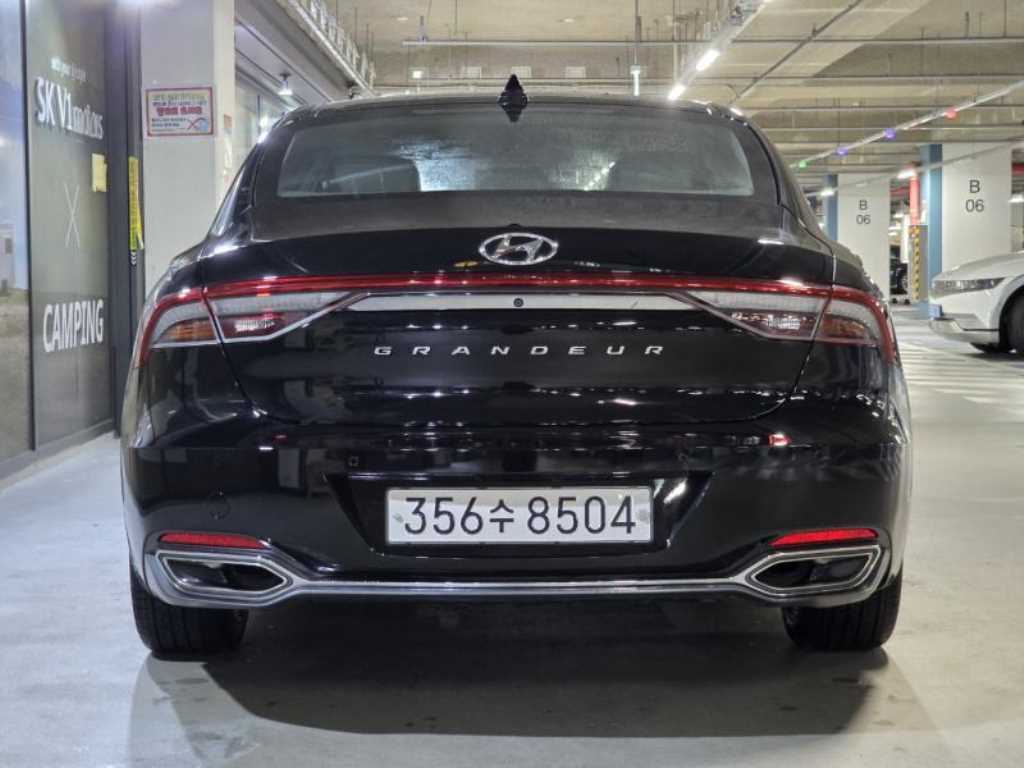 HYUNDAI Grandeur - Vista 7