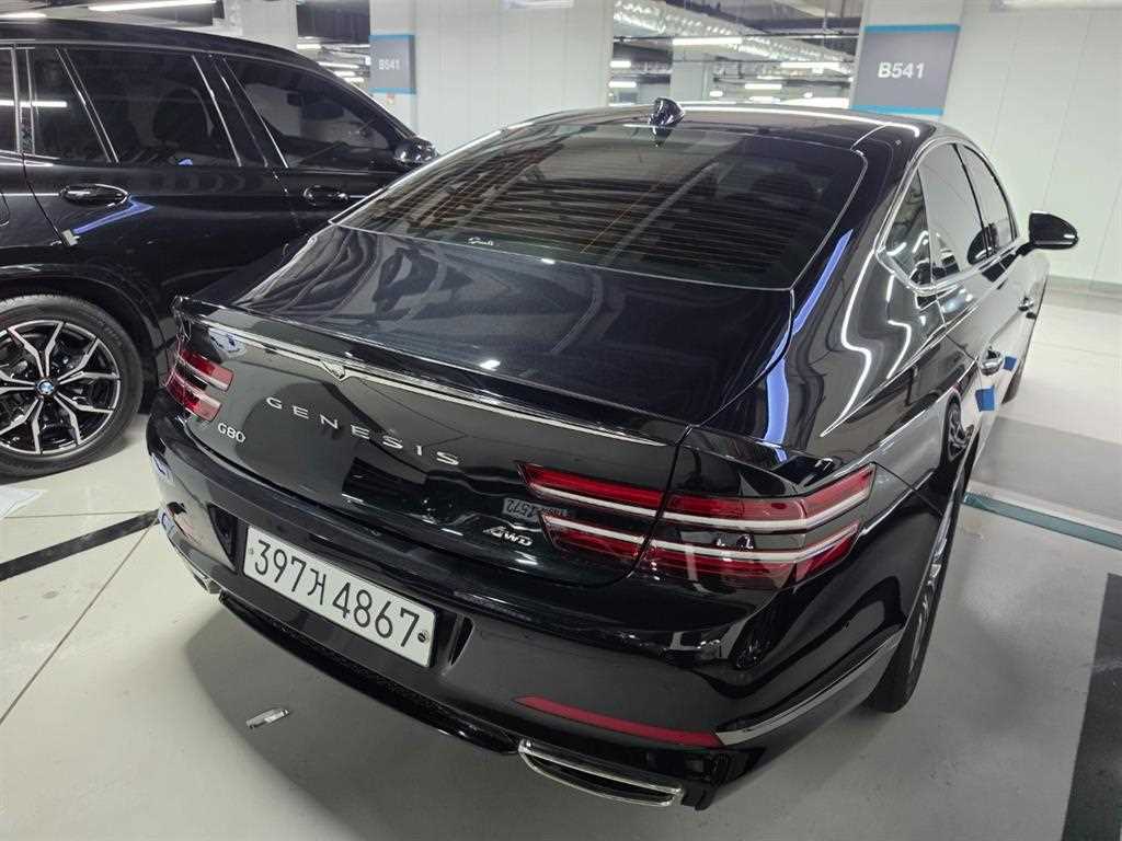 Genesis G80 - Vista 6