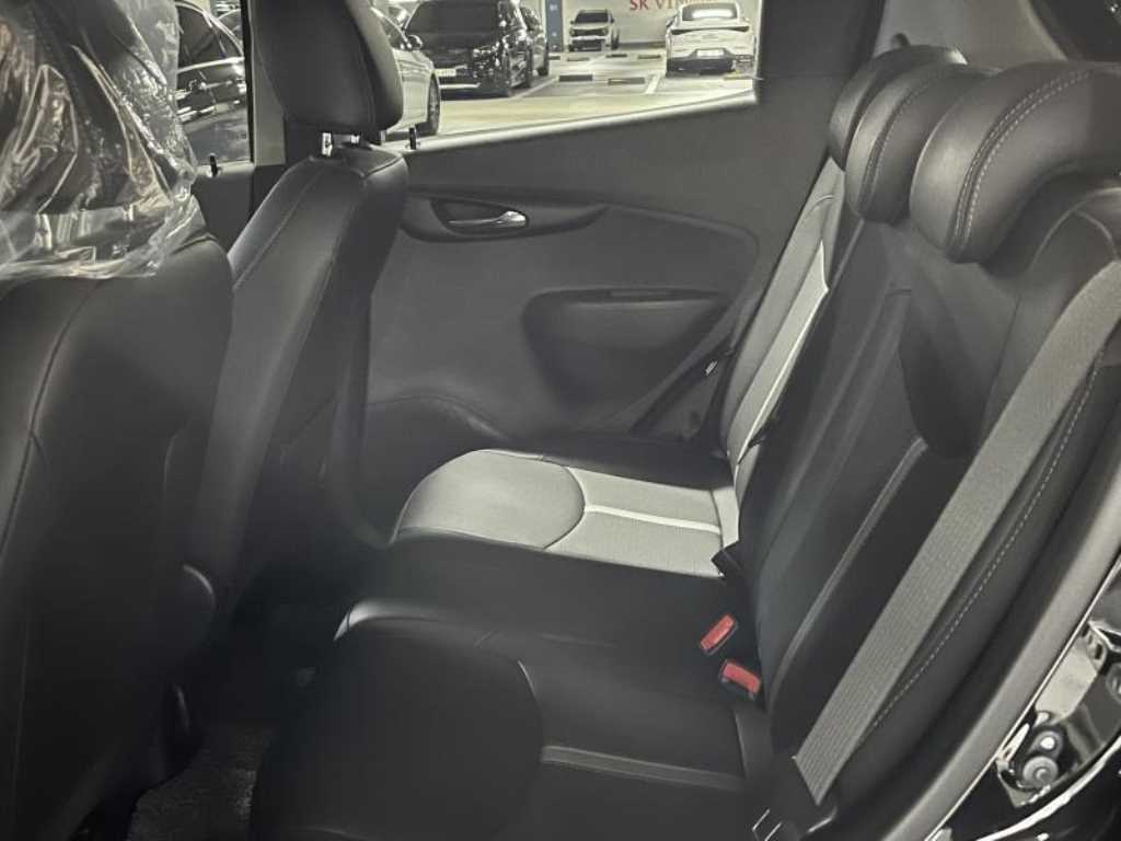 Chevrolet Spark - Vista 8