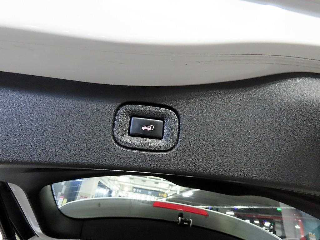 SAMSUNG QM6 2019 Blanco - Importación desde Corea - HF Imports Iquique - Foto 18