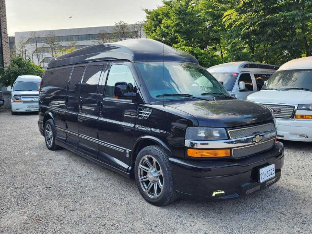 Chevrolet Express van - Vista 3