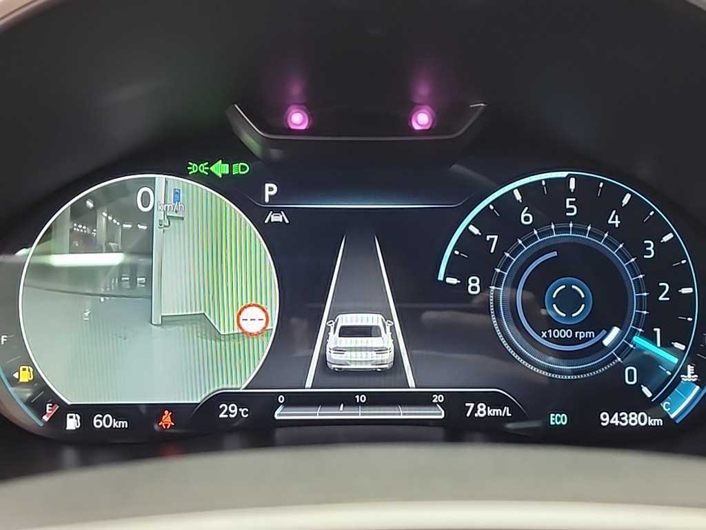Genesis G80 - Vista 8