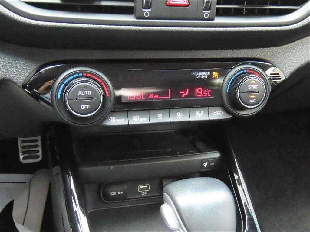 KIA K3 - Vista 10
