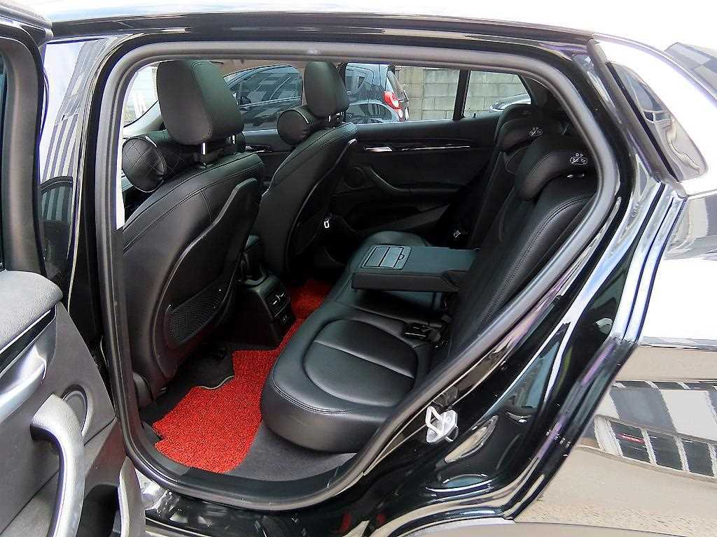 BMW X2 - Vista 6