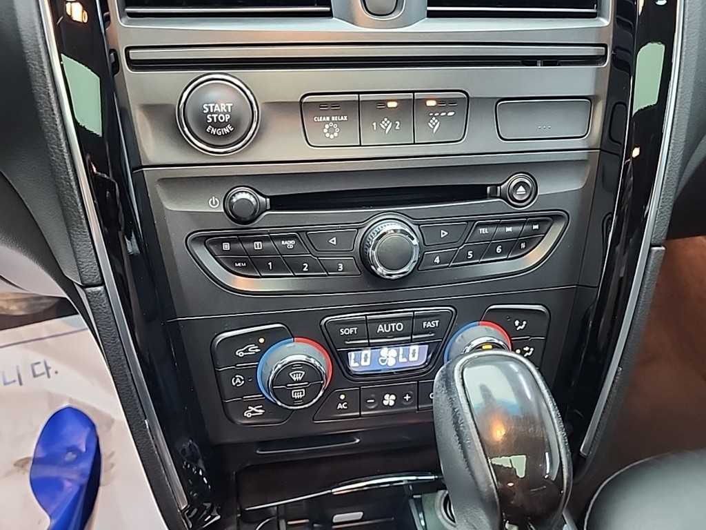SAMSUNG SM7 - Vista 12