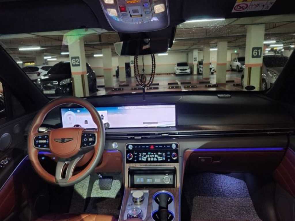 Genesis GV80 - Vista 6